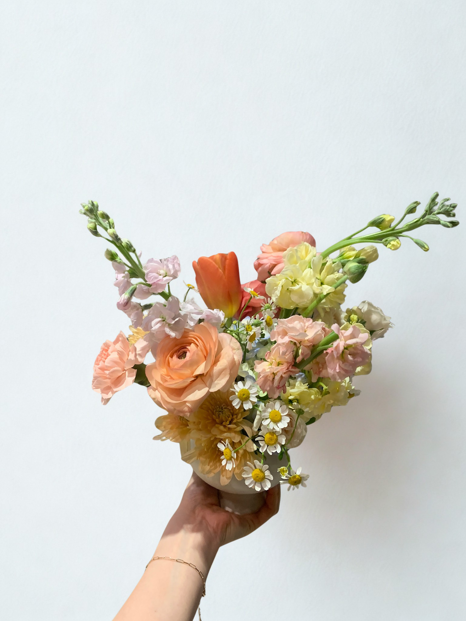 Dear Mom Petite Vase — Blanche Flora Toronto
